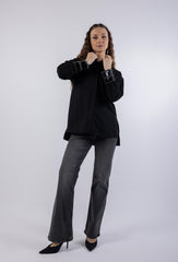 Embellished Metallic Asymmetrical Hem Shirt\قميص مطروح معدني غير متماثل