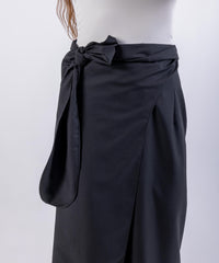 Overlap Knot Solid Maxi Skirt\ ةرونت يسكام ةداس ميمصتب ةطبر دقع لخادتم
