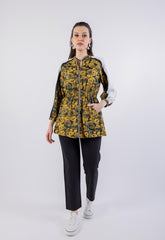 جاكيت بسحاب بطابع رياضي ونقشة زهور