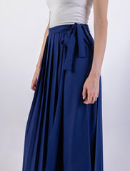 Pleated Solid Maxi Skirt\ ةرونت يسكام ةنيزم تايطب هداس