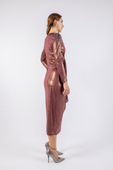 فستان ماكسي مزين بفتحة رقبة على شكل حرف V