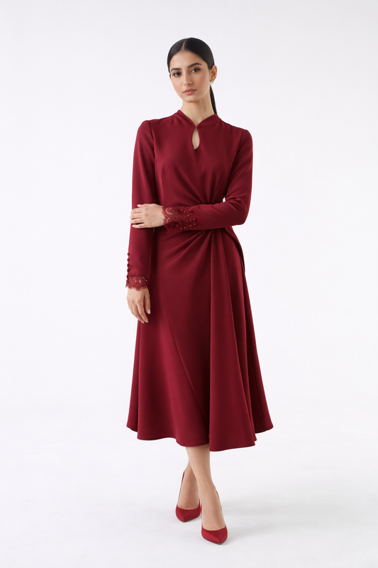 فستان ماكسي بلمسة عقدة وتنورة متسعة