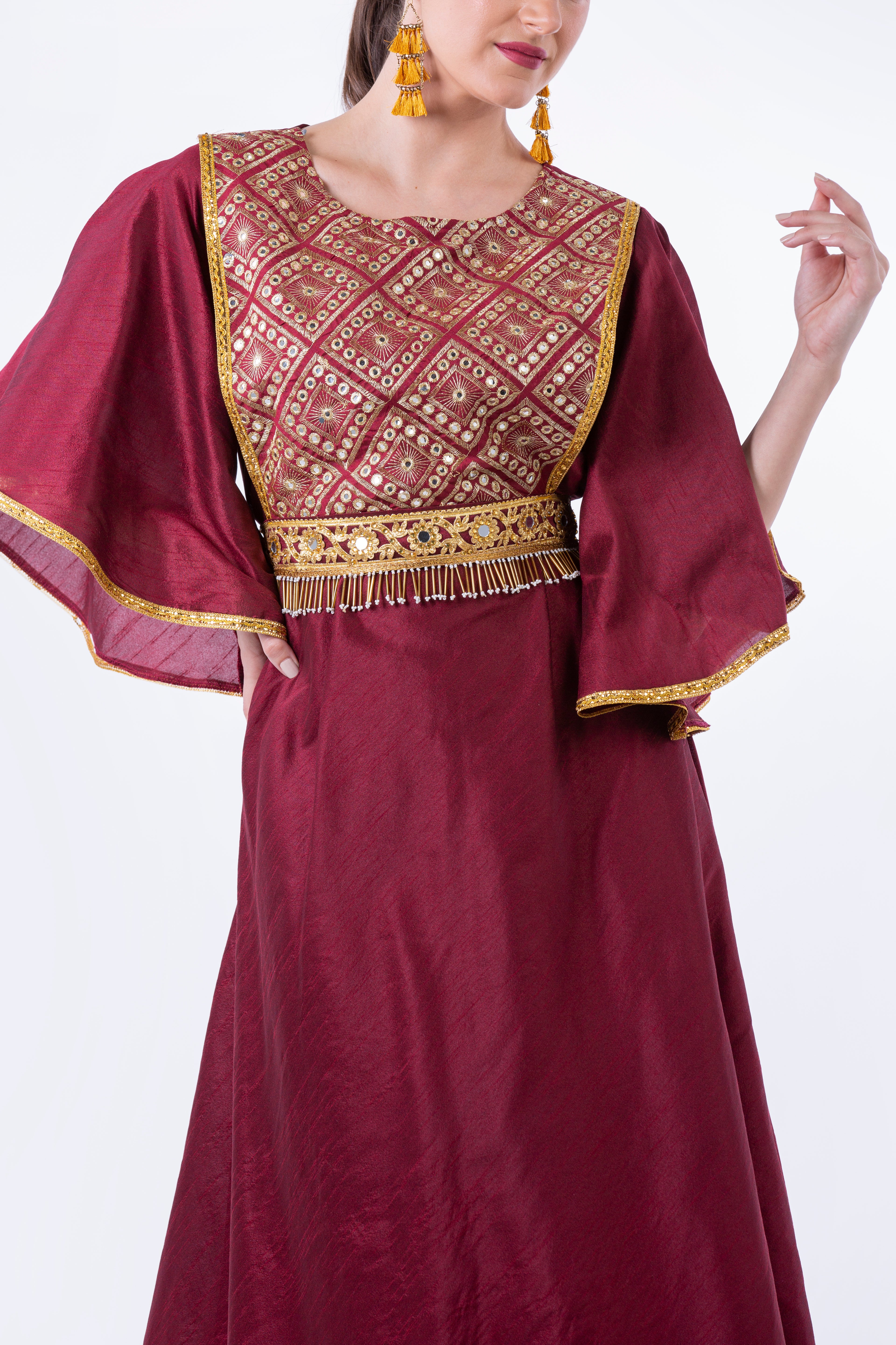 2341146-Traditional Dress - Montania Shop