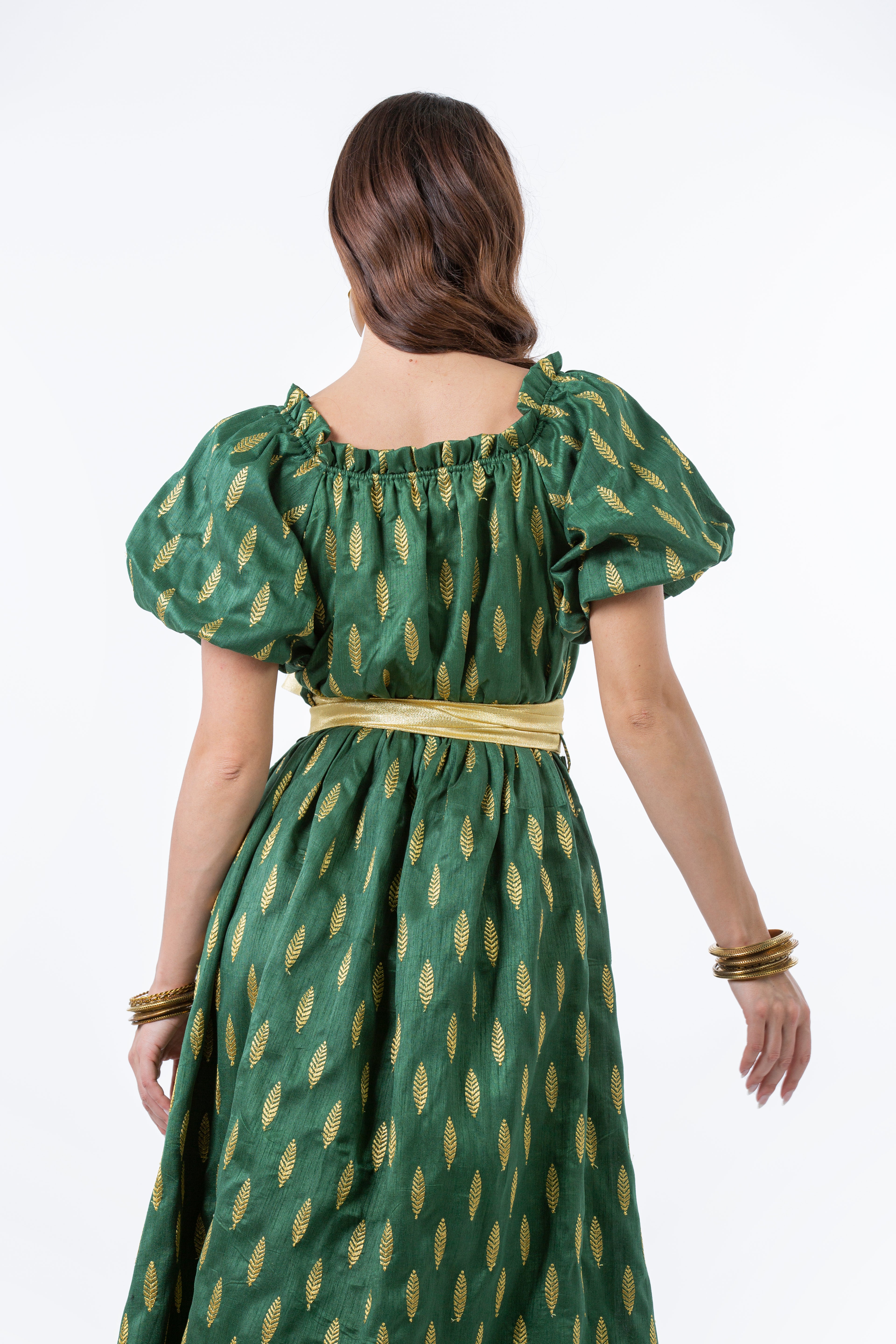 2441004-Traditional Dress - Montania Shop