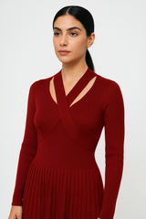 Women’s V-Neck Pleated Cashmere Dress