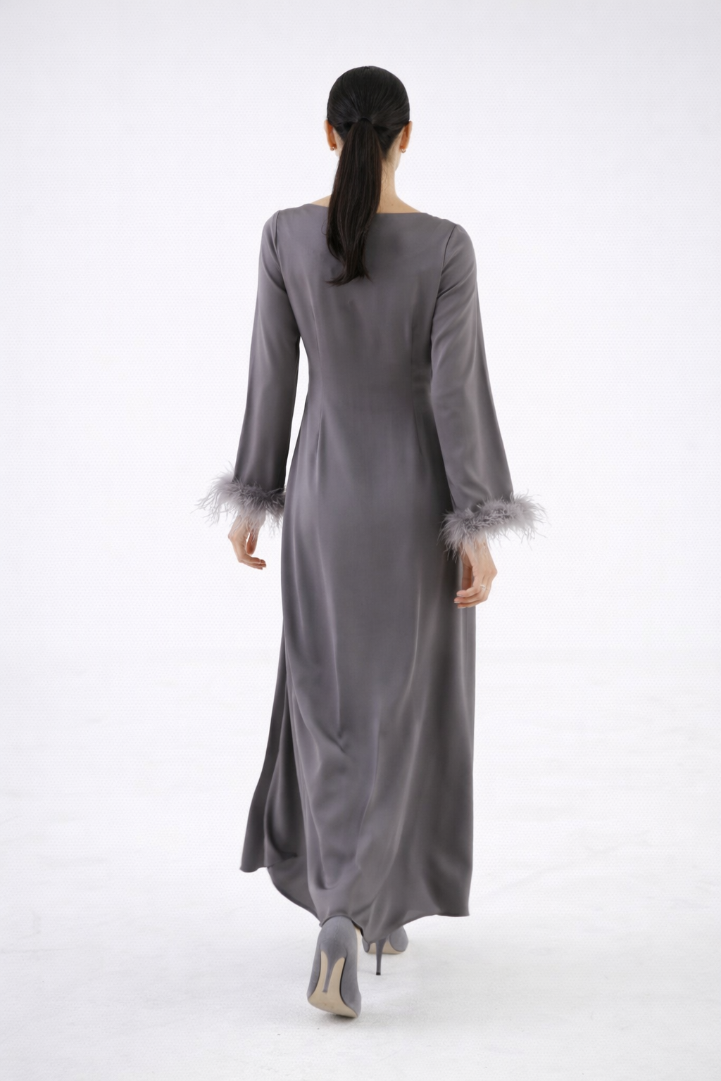 Pleated Waist Maxi Dress with Feather-Trimmed Cuffs - Montania Shop