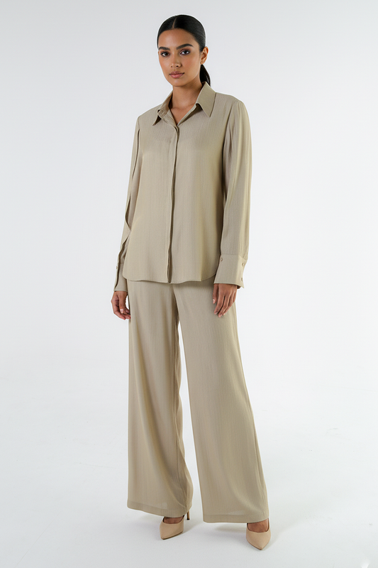 بنطال واسع بقماش مُنقوش