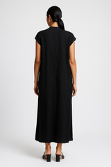 طقم مكون من قطعتين بتصميم مكسّر (فستان بلا أكمام + كارديغان)