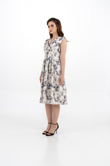 فستان ميدي بدون أكمام بنقشة زهور