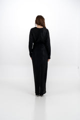 فستان سهرة ميتاليك بطيات أنيقة وخصر مجعد