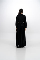 فستان ماكسي بكسرات أنيق مع تطريز خرزي فاخر