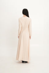 فستان ماكسي بفتحة غير متماثلة وتفاصيل خرز