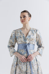 فستان جاكار بنقشة زهور مع حزام خصر