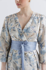 فستان جاكار بنقشة زهور مع حزام خصر