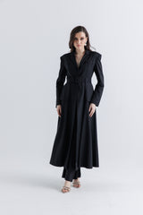 فستان طويل بتصميم معطف وحزام خصر