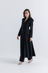 فستان طويل بتصميم معطف وحزام خصر