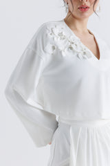 Floral Appliqué V-Neck Cropped Top