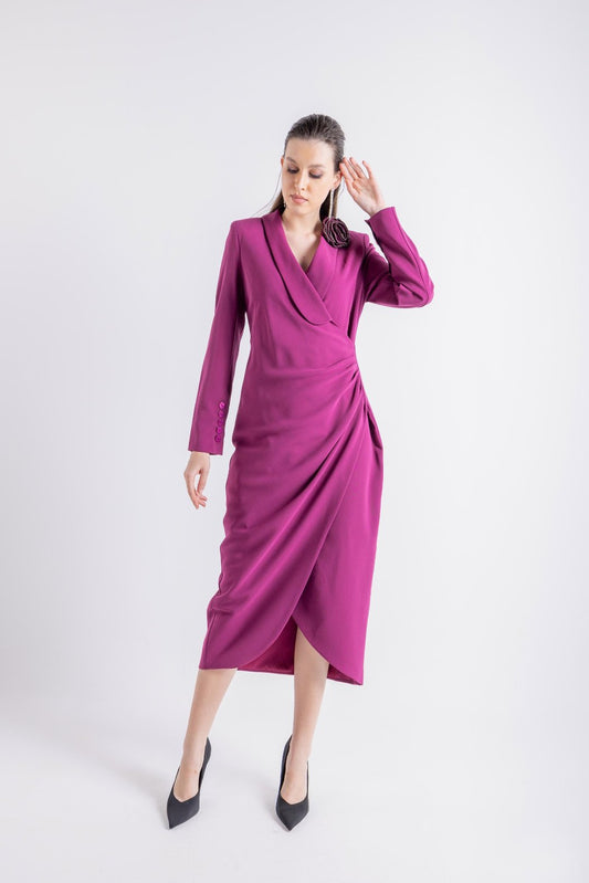 Overlap Rose Broche Shoulder Midi Dress\سف يديم ميمصتب لخادتم عم شورب يدرو  ىلع ف