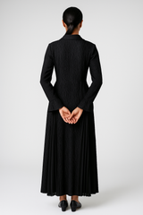 طقم مكون من قطعتين بتصميم مكسّر (فستان بلا أكمام + كارديغان)