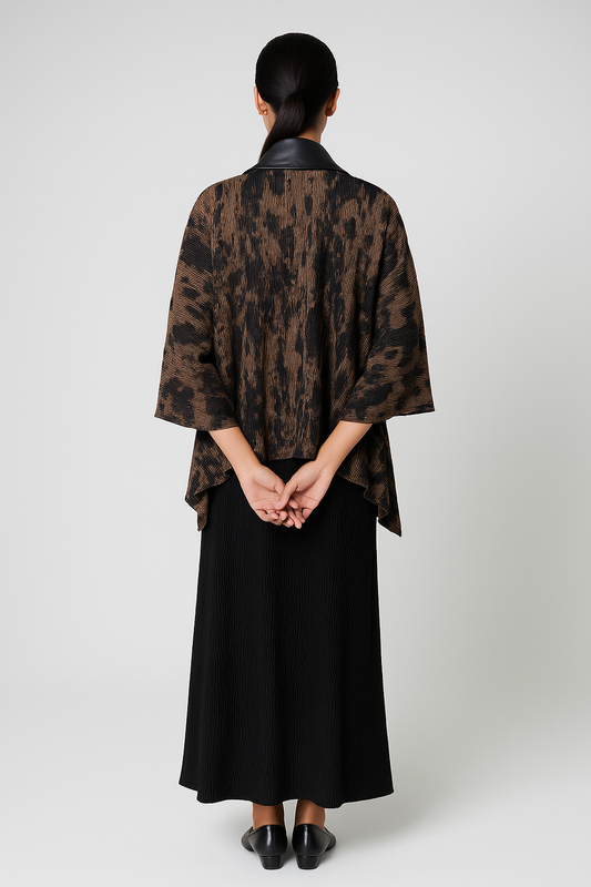 كيمونو مطبوع بياقة جلد صناعي