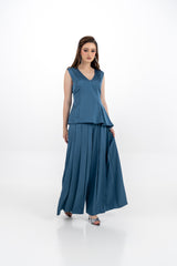 Wide-Leg Tailored Pants with Pleated Front
